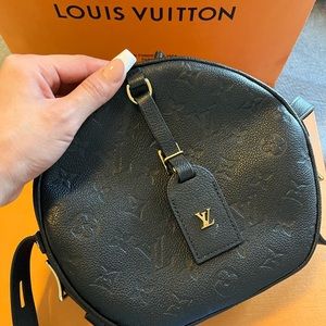 COPY - Black crossbody Louis Vuitton